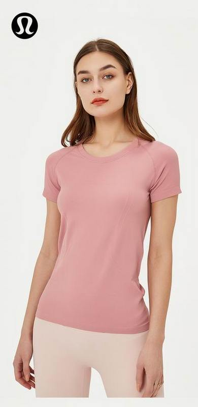 Lululemon Women's T-shirts 512